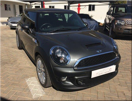 mini_cooper_s_1.6_hatch_man